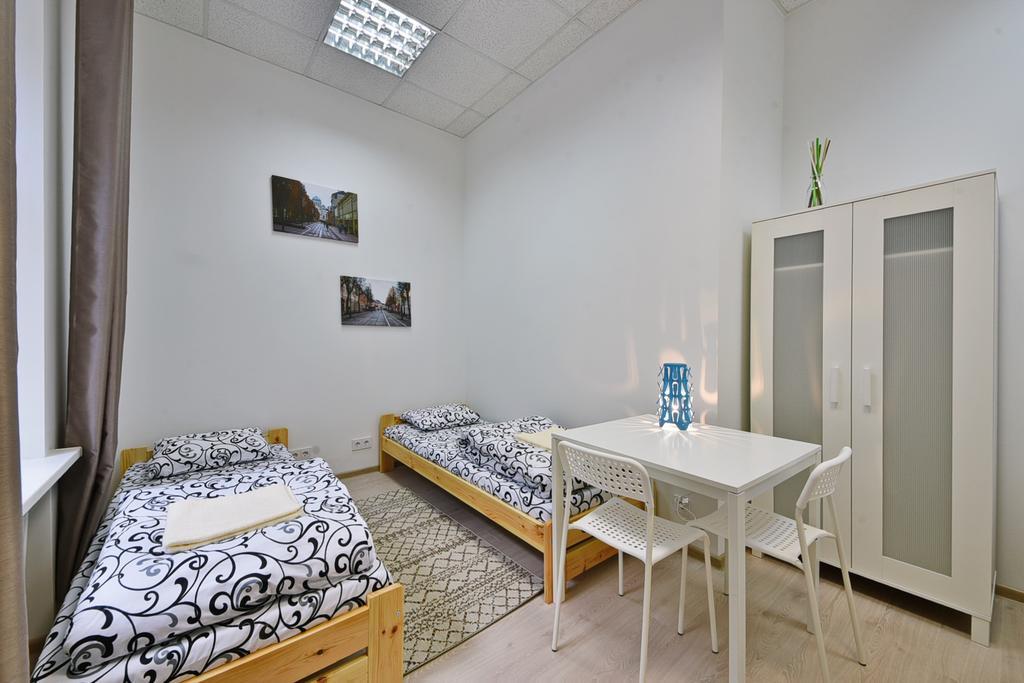 Laisves Avenue Hostel "Easy Kaunas" Екстериор снимка