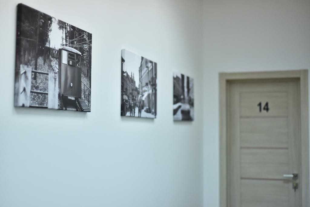 Laisves Avenue Hostel "Easy Kaunas" Екстериор снимка