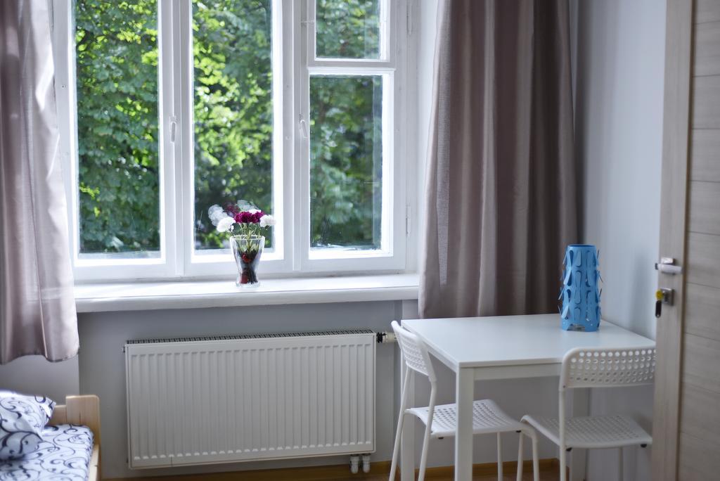 Laisves Avenue Hostel "Easy Kaunas" Екстериор снимка